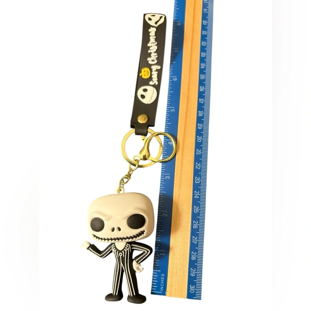 Black and White Striped Skellington Keychain‎